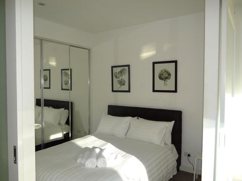 Amazing Accommodations: Vogue - Accommodation Broadbeach 18