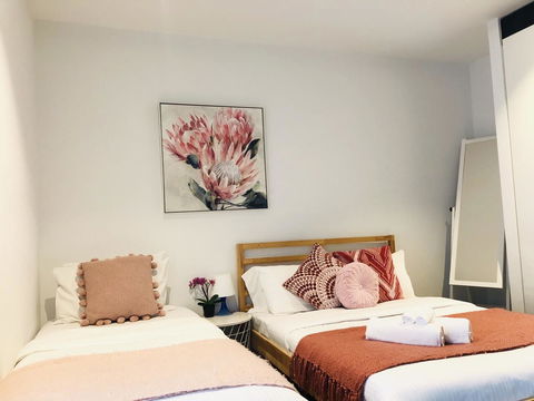 The Escape In Southern Cross Station - Accommodation Broadbeach 1