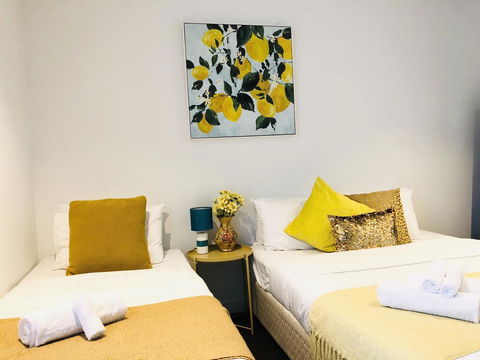 The Escape In Southern Cross Station - Accommodation Broadbeach 2