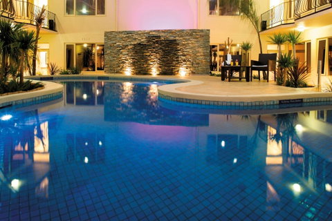 BEST WESTERN PLUS Travel Inn - Accommodation Broadbeach 36