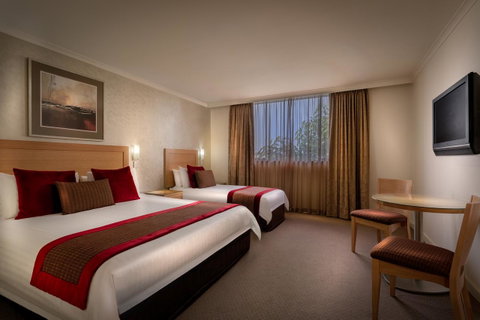 BEST WESTERN PLUS Travel Inn - Accommodation Broadbeach 30