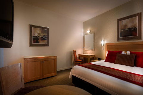 BEST WESTERN PLUS Travel Inn - Accommodation Broadbeach 39