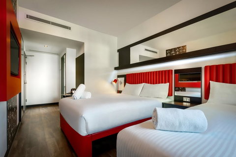 Essence Hotel Carlton - Accommodation Broadbeach 16