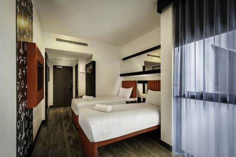 Essence Hotel Carlton - Accommodation Broadbeach 10
