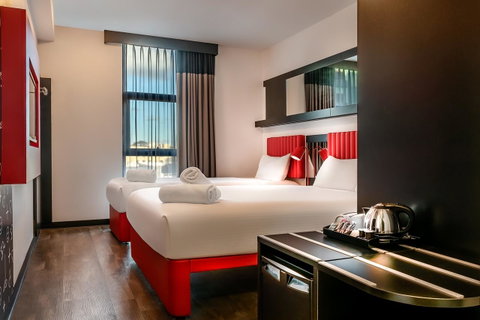 Essence Hotel Carlton - Accommodation Broadbeach 8