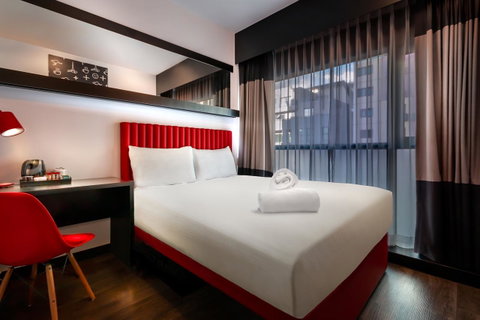 Essence Hotel Carlton - Accommodation Broadbeach 0