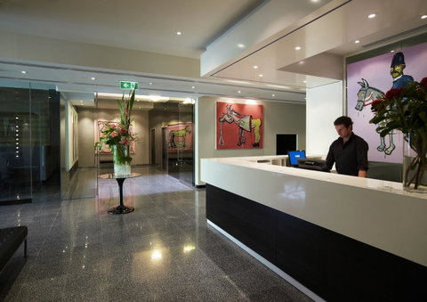 The Cullen Melbourne - Art Series - Accommodation Broadbeach 44