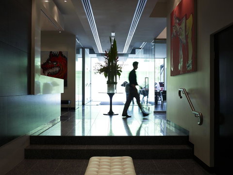 The Cullen Melbourne - Art Series - Accommodation Broadbeach 28