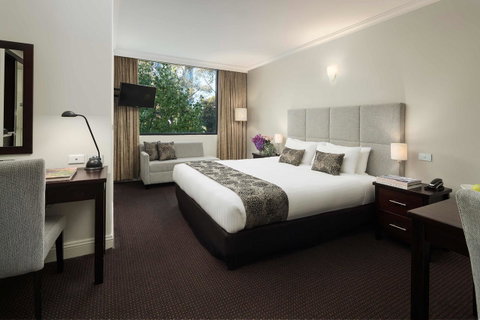 Crowne Plaza Melbourne Carlton, An IHG Hotel - Accommodation Broadbeach 8