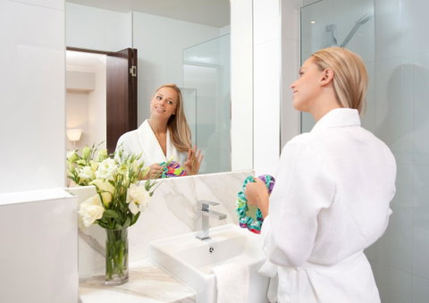 Crowne Plaza Melbourne Carlton, An IHG Hotel - Accommodation Broadbeach 36