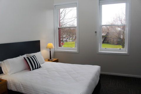 CROWN CENTRAL BUSINESS DISTRICT MOTEL - NO UNDER 18s - Accommodation Broadbeach 23