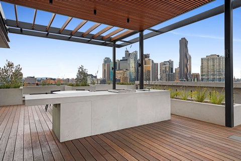 The Eminence Apartments By CLLIX - Accommodation Broadbeach 4