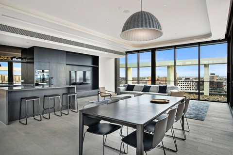 The Eminence Apartments By CLLIX - Accommodation Broadbeach 2
