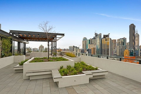 The Eminence Apartments By CLLIX - Accommodation Broadbeach 6
