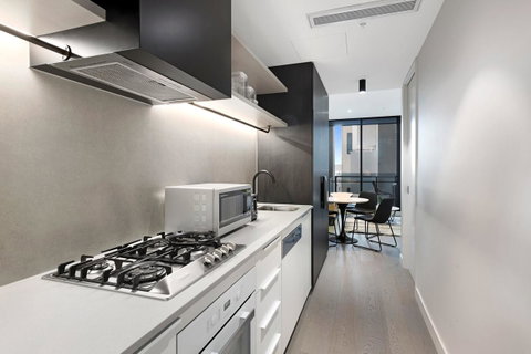 The Eminence Apartments By CLLIX - Accommodation Broadbeach 13