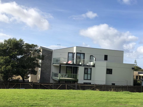 Apartments In Phillip Island Towers - Block C - Accommodation Broadbeach 33