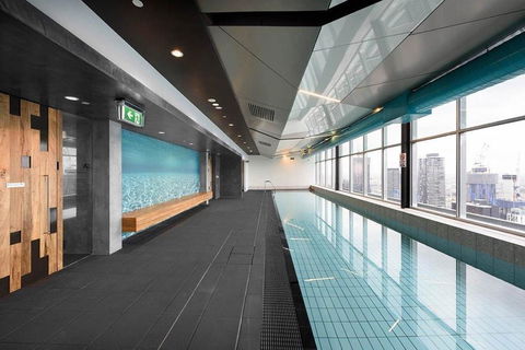 Auguste, Melbourne CBD Private Accommodation With Parking - Accommodation Broadbeach 3