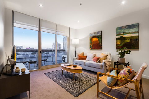 Auguste, Melbourne CBD Private Accommodation With Parking - Accommodation Broadbeach 2