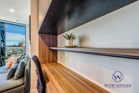 WOW Apartment On Lonsdale - Accommodation Broadbeach 15