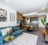 WOW Apartment on Victoria - Accommodation Broadbeach