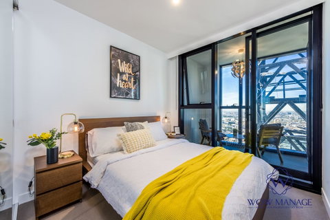 WOW Apartment On Lonsdale - Accommodation Broadbeach 4