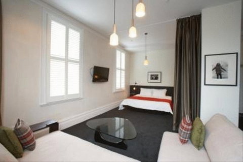 Middle Park Hotel - Accommodation Broadbeach 23