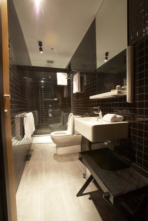 Middle Park Hotel - Accommodation Broadbeach 12