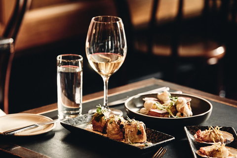 Middle Park Hotel - Accommodation Broadbeach 2