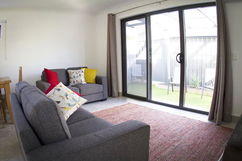 16 King Street - Accommodation Broadbeach 5