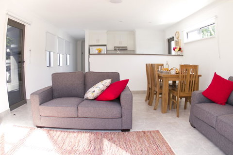 16 King Street - Accommodation Broadbeach 6