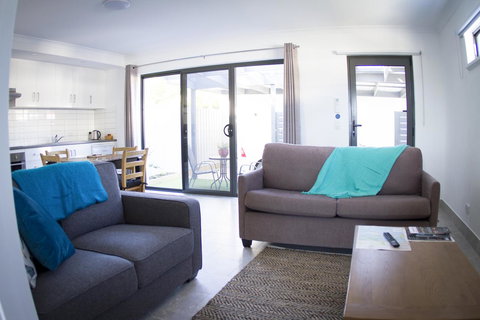 16 King Street - Accommodation Broadbeach 12