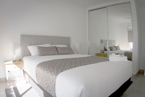 16 King Street - Accommodation Broadbeach 7