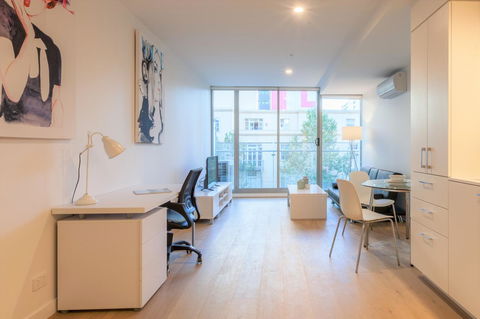 Apartment 101 - Accommodation Broadbeach 9