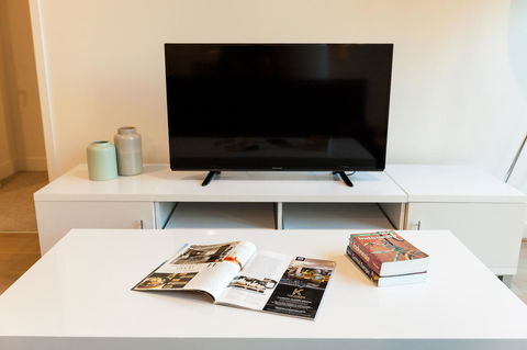 Apartment 101 - Accommodation Broadbeach 3