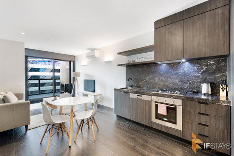 IFSuites (IFSTAYS) North Apartment - Accommodation Broadbeach 13