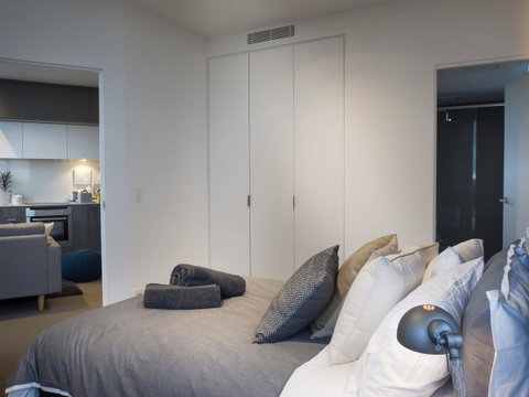 LittleStay Swanston - 2 Bedroom Aptm - Accommodation Broadbeach 40