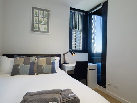 LittleStay Swanston - 2 Bedroom Aptm - Accommodation Broadbeach 5
