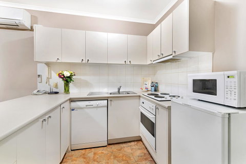 Punt Road Apartment Hotel - Accommodation Broadbeach 12
