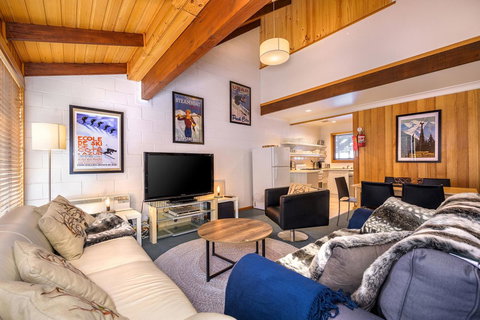 FOUNTAINS 3, Mount Hotham - Accommodation Broadbeach 1