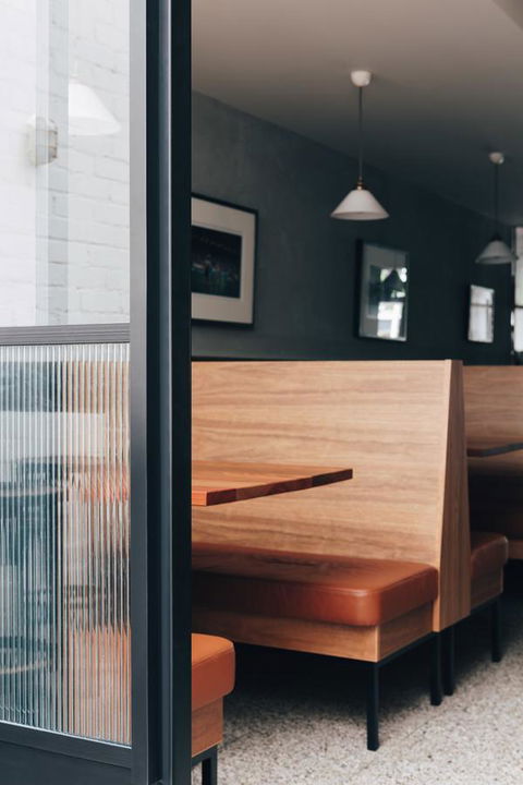 Naughtons Hotel - Accommodation Broadbeach 25