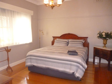 HogmortHomes Neale Street - Accommodation Broadbeach 2