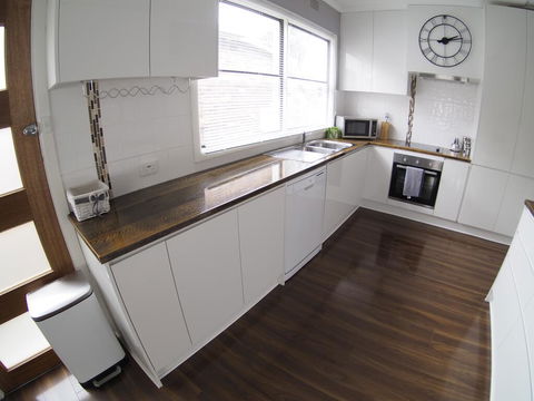 The Beardman Armidale - Accommodation Broadbeach 3