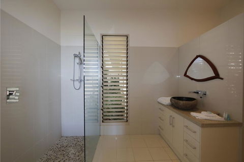 The Boat House - Accommodation Broadbeach 3