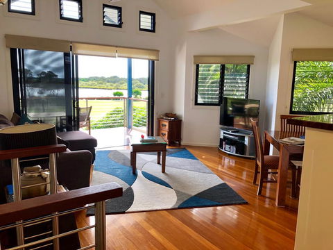 The Boathouse - Accommodation Broadbeach 2