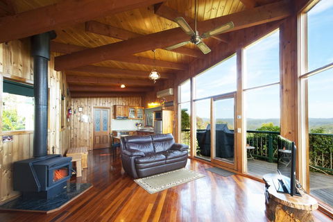 The Boomerangs At Johanna - Accommodation Broadbeach 1