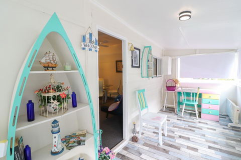 The Broken Oar - Accommodation Broadbeach 3