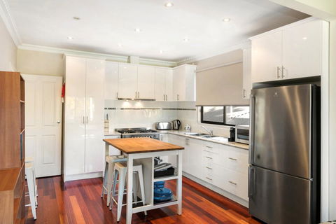 The Bud House - Accommodation Broadbeach 2