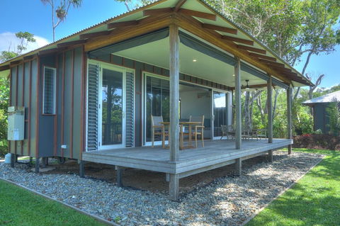 The Bungalows - Accommodation Broadbeach 2