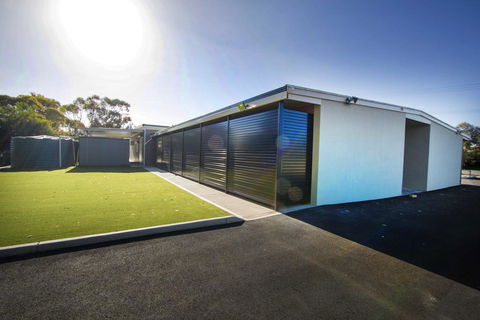 The Bunkhouse - Accommodation Broadbeach 0