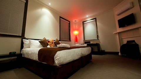 The Burwood Inn - Accommodation Broadbeach 3